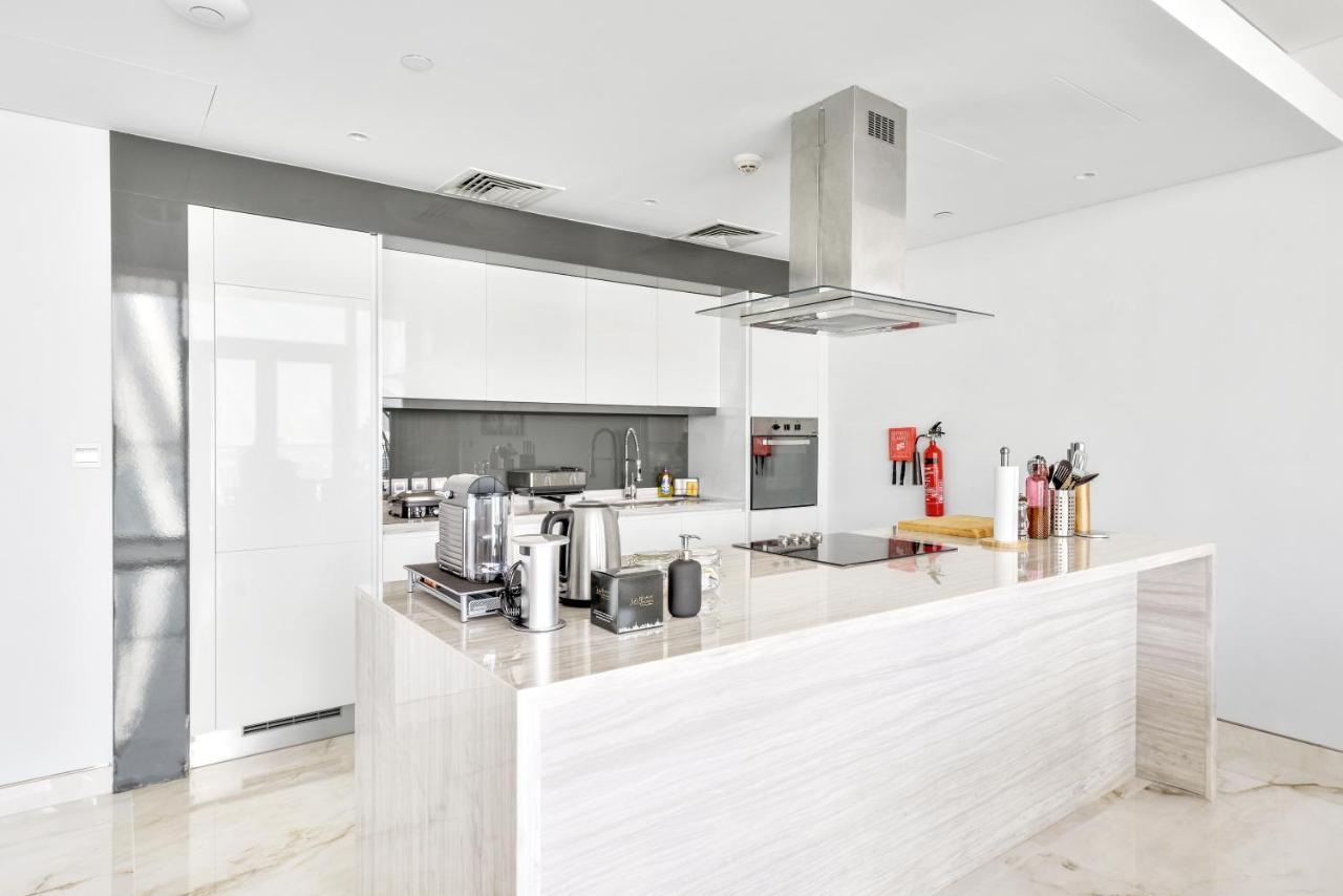 Contemporary And Spacious 2 Bedroom In Bluewaters Island Dubai Bagian luar foto
