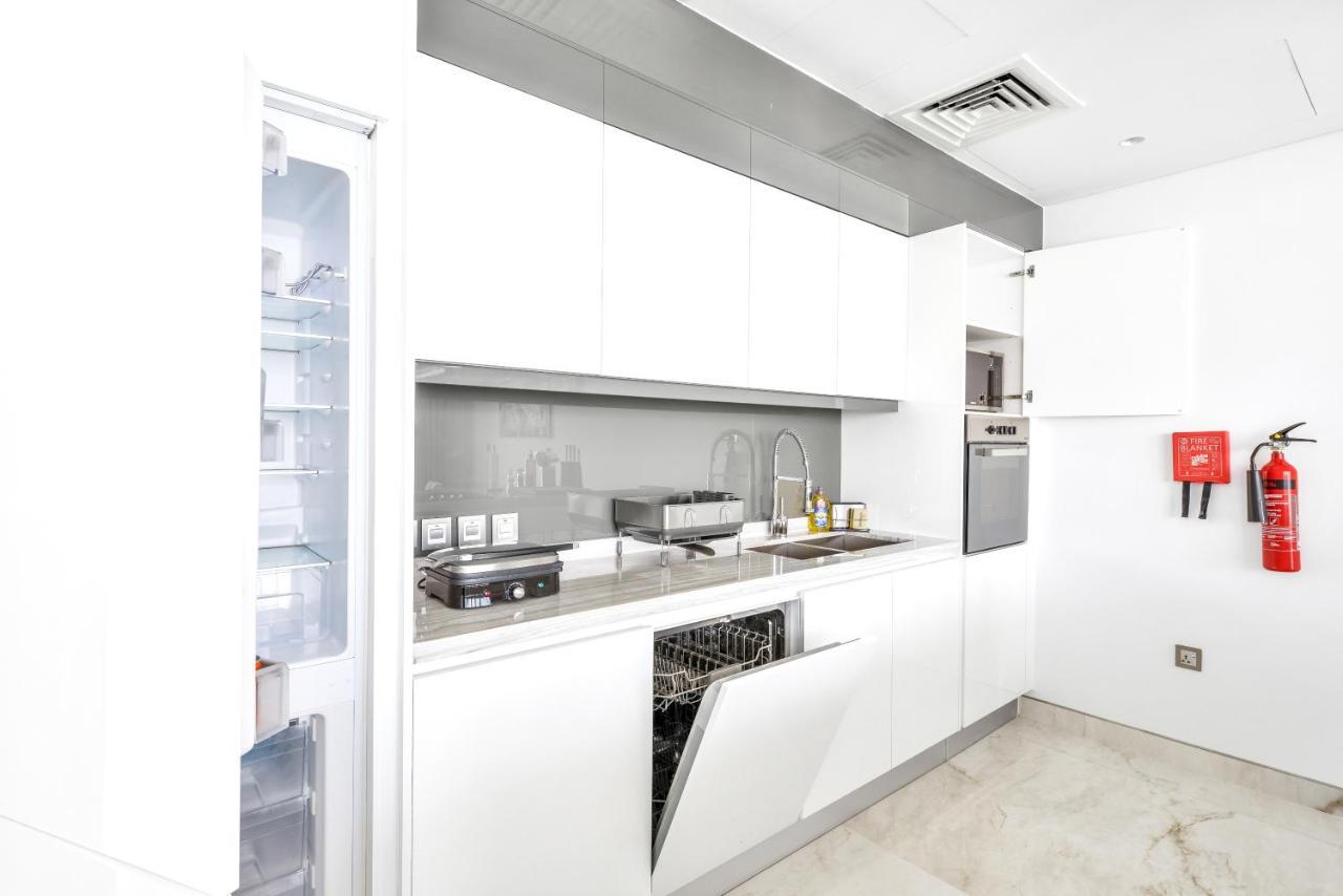 Contemporary And Spacious 2 Bedroom In Bluewaters Island Dubai Bagian luar foto