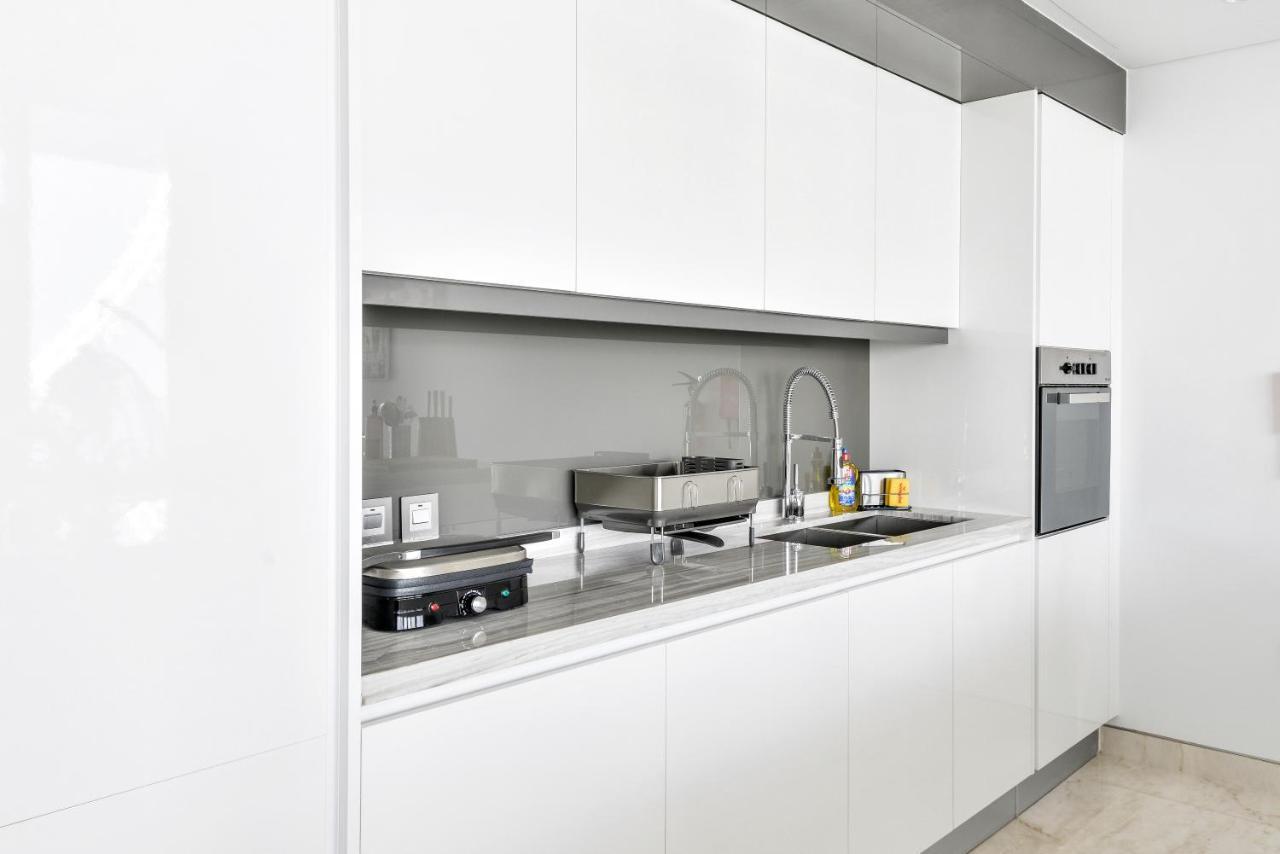 Contemporary And Spacious 2 Bedroom In Bluewaters Island Dubai Bagian luar foto